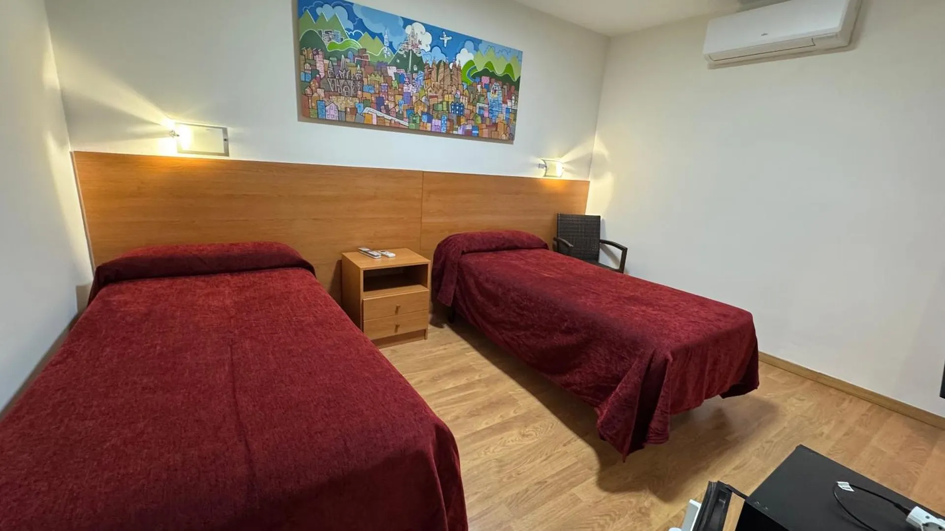 Pensjonat Hostal Madrazo Barcelona