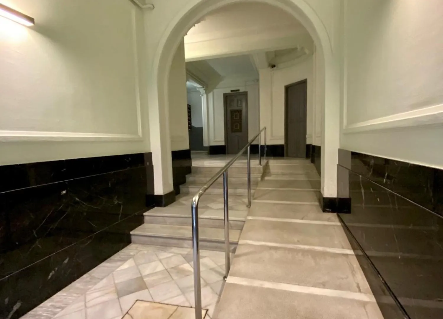 Hostal Madrazo Barcelona 2*,  Hiszpania