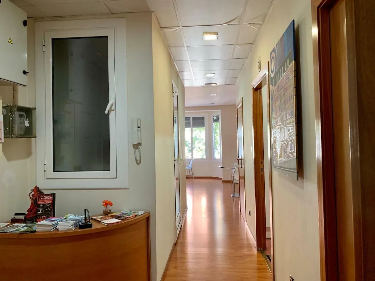 Hostal Madrazo Barcellona Spagna